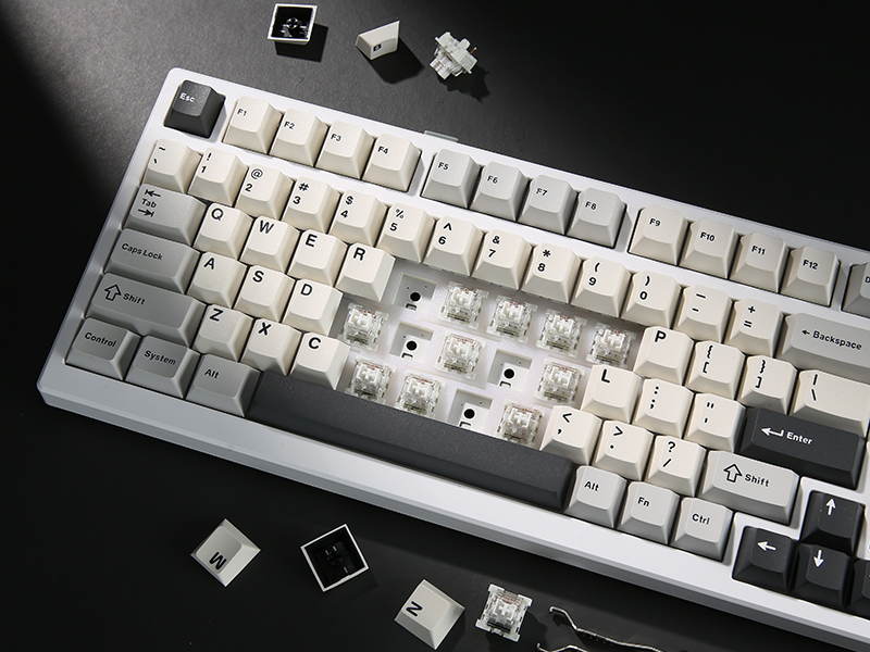 Amazon | YUNZII YZ98 99 キー メカニカル キーボード ガスケット搭載